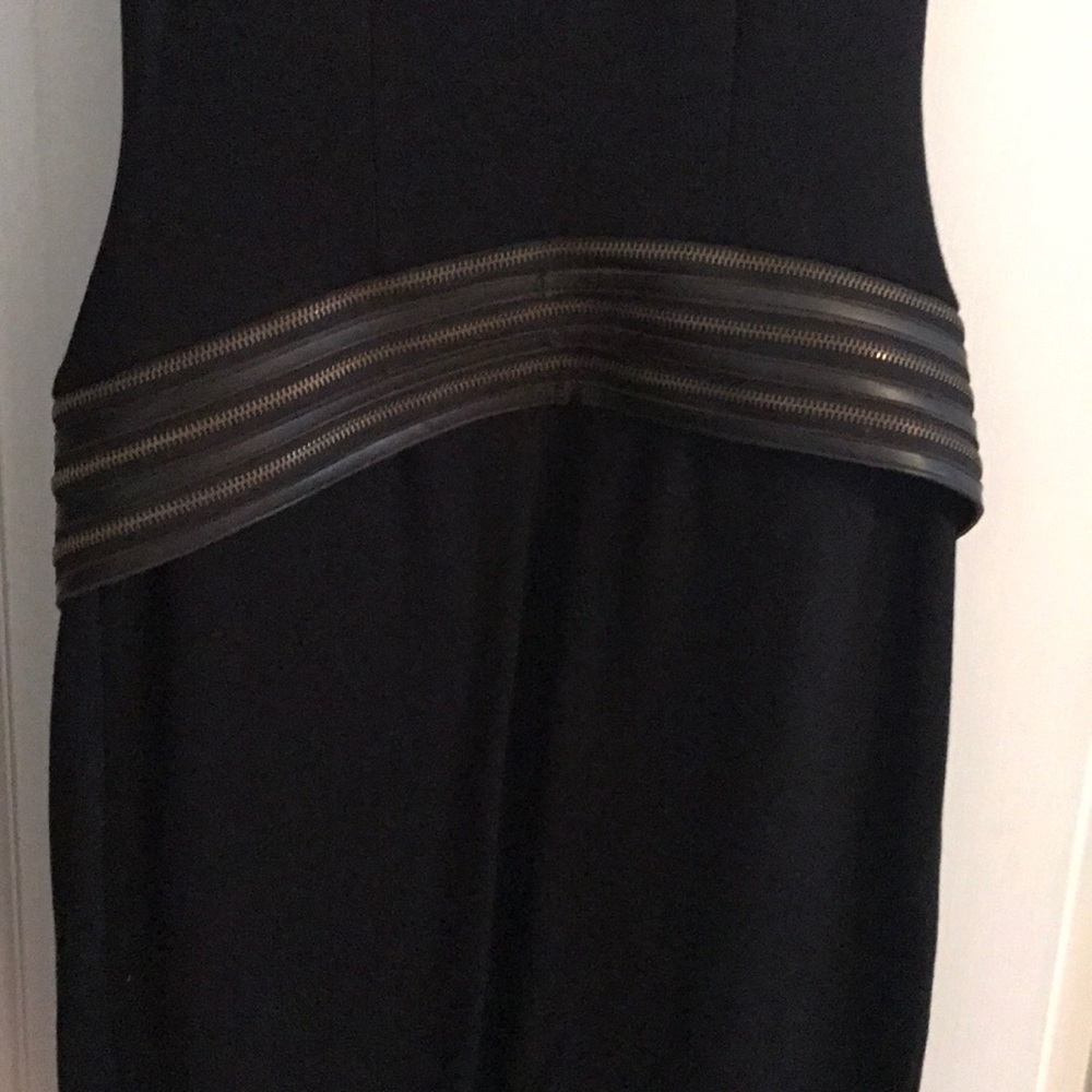 Black Dress - Picture 3 of 3